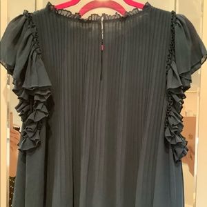 Beautiful Ann Taylor pleated ruffle swing blouse